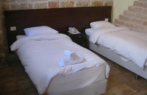 Jerusalem Hotel | St. George’s Cathedral Pilgrim Guesthouse – Jerusalem