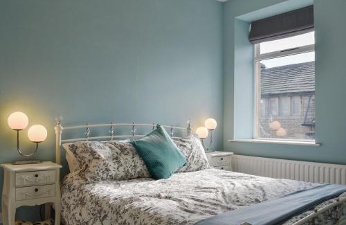Hepworth House | St Georges Cottage