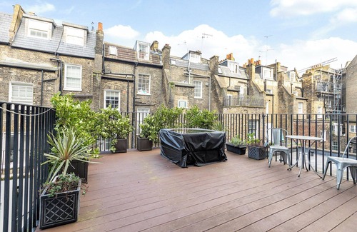 Vincent Square Apartment | ST GEORGES SQUARE, PIMLICO- Beautiful 1-bed Pied a Terre apartment near Victoria