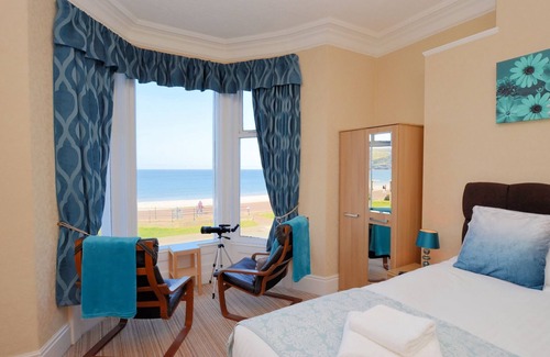 Llandudno House | St Hilary Guest House
