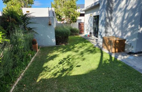 Audas Estate House | St James home
