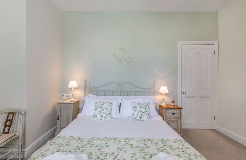 Penistone House | St. John's Cottage, PENISTONE