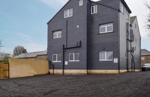 Huddersfield Apartment | St John's Newsome Serviced Apartments