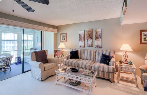 Welaka Condo | St. Johns River View Condo w/1BR