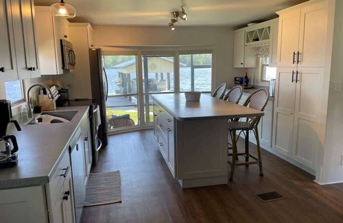 Welaka House | St Johns Riverfront Updated Spacious Home