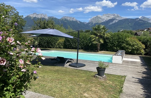 Saint-Jorioz Ski Chalet | ST JORIOZ-Villa contemporaine avec Piscine et Vue