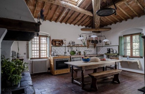 Lucignano House | St. Joseph