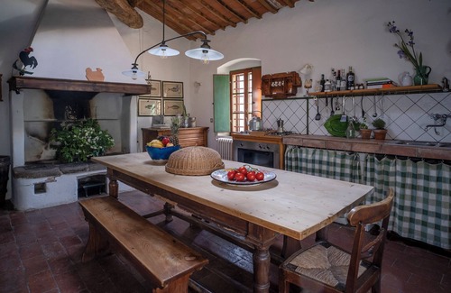 Lucignano House | St. Joseph
