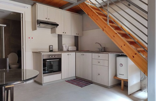 Larnaca City Centre Apartment | St Lazaros Studios 2