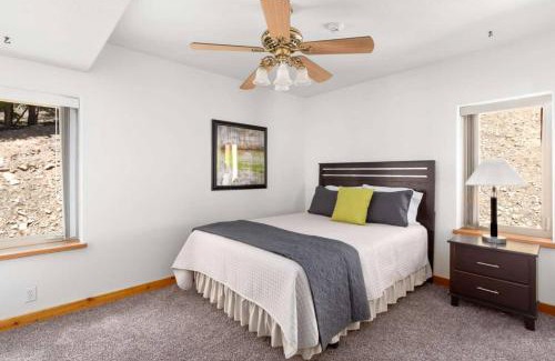 Saint Mary's House | St Marys Glacier Getaway