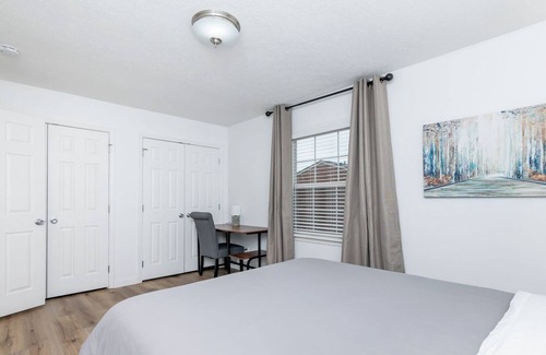 St. Matthews Condo | St Matthews Monthly Rental - Two Bedroom Townhouse with Pool Access
