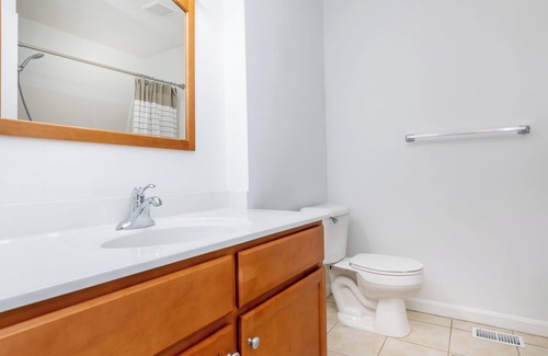 St. Matthews Condo | St Matthews Monthly Rental - Two Bedroom Townhouse with Pool Access