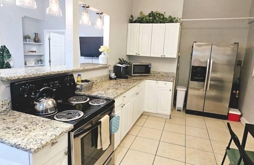Historic Old Northeast Apartment | St Pete 3 minutes to Pier!n