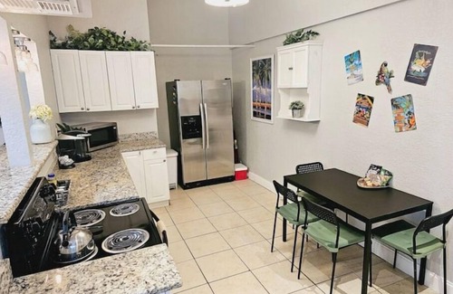 Historic Old Northeast Apartment | St Pete 3 minutes to Pier!n