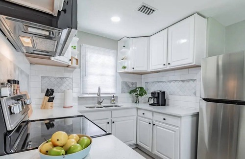 Riviera Bay House | St. Pete Family Home-close to Downtown 3BD/2BA