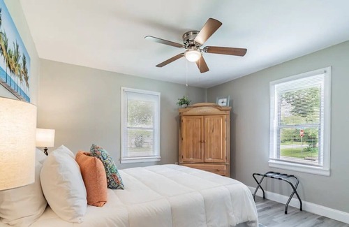 Riviera Bay House | St. Pete Family Home-close to Downtown 3BD/2BA