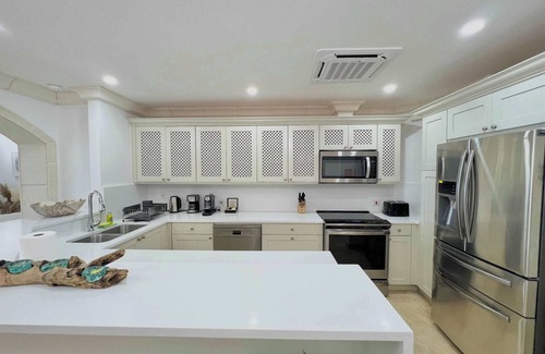 Little Battaleys Apartment | St Peter's Bay 102 in Speightstown by Personal Villas - Contemporary Convenience