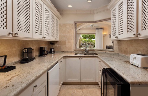 Little Battaleys Apartment | St Peter's Bay 107 in Speightstown by Personal Villas - Contemporary Convenience