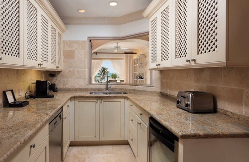 Little Battaleys Apartment | St Peter's Bay 405 in Speightstown by Personal Villas - Contemporary Convenience