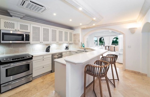 Little Battaleys Apartment | St Peter's Bay 211 3 Bedroom Apts
