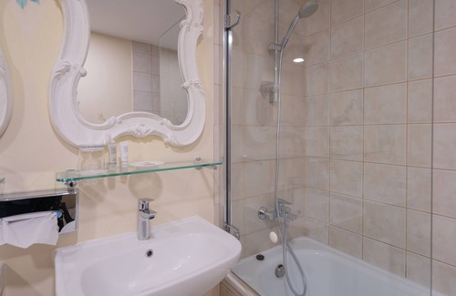 Old Town Hotel | St. Peter'S Boutique Hotel