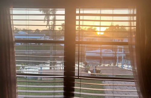 Coquina Key House | St. Petersburg Tampa Bay Side Island Water Home
