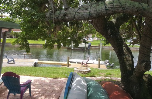 Coquina Key House | St. Petersburg Tampa Bay Side Island Water Home