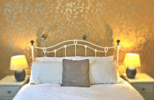Bootham Bed & Breakfast | St. Raphael Guest House
