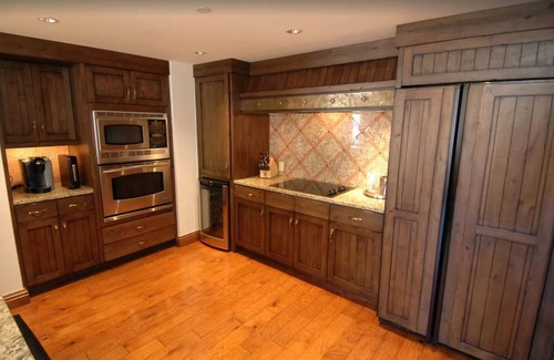 Downtown Apartment | St. Regis Aspen - Luxurious 2 bed 2 bath condo