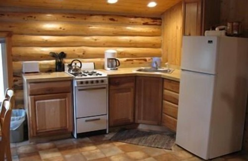Sterling Cabin | St. Theresa's Lakeside Resort