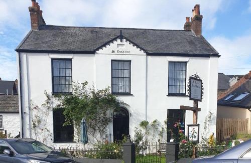 Lynton House | St Vincent Guest House