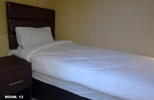 Cape Town Bed & Breakfast | ST@Y-1-BnB