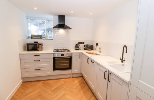 Ty Croes Cottage | STABAL, pet friendly, character holiday cottage in Rhosneigr