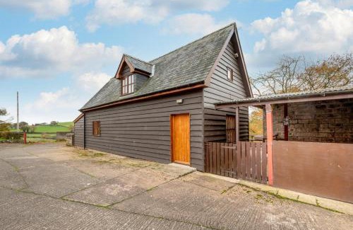 Llanfair Caereinion House | Stabal y Copa