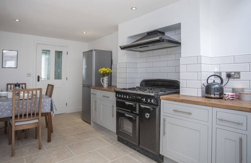 Llanfaethlu Cottage | Stabl Bach