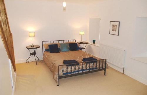 Cardigan Apartment | Stable Cottage, Cardigan
