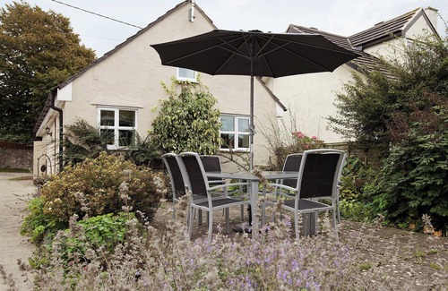 Lloc Cottage | Stable Cottage - HW7452