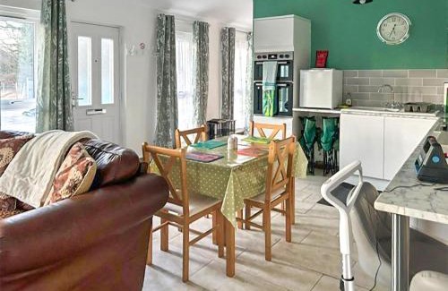 Beccles House | Stable Cottage - Uk45134