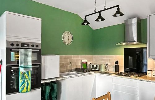 Beccles House | Stable Cottage - Uk45134
