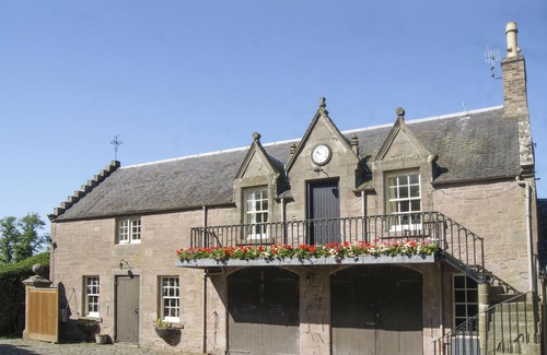 Perth Cottage | Stable Flat