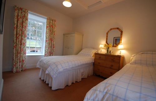 Redruth House | Stable House