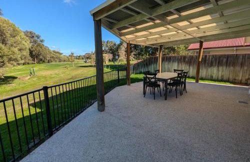 Dunsborough House | Stableford Cottage Holiday Home Dunsborough