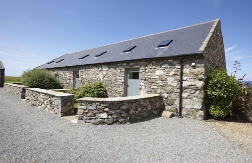 Pistyll Cottage | Stables 3 - a llyn peninsula that sleeps 2 guests in 1 bedroom