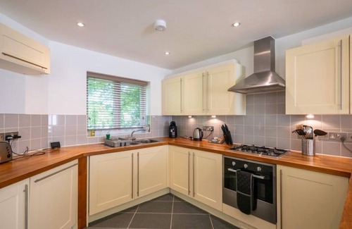 Carnon Downs Cottage | Stables Cottage (pet free)