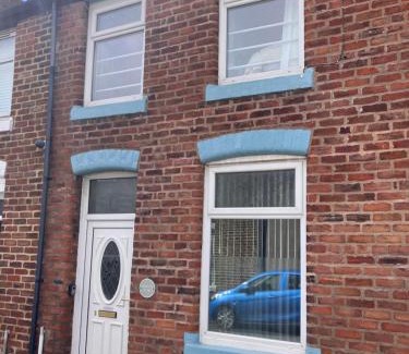 Sunderland House | Stadium Cottage - Close to Centre, Stadium, Nissan and CrownWorks Studios