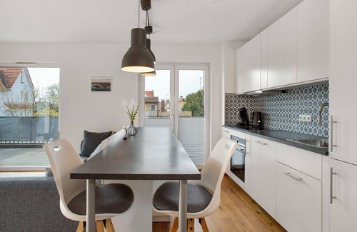 Aschach Apartment | 'Stadt & See’ holiday flat - arrive, feel good and enjoy