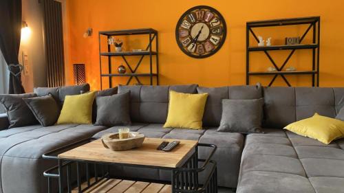 Remscheid Apartment | Stadtvilla Intzeplatz - Apartment Borkum