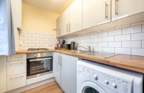 Staines Apartment | Staines Studio Apartment - Heathrow