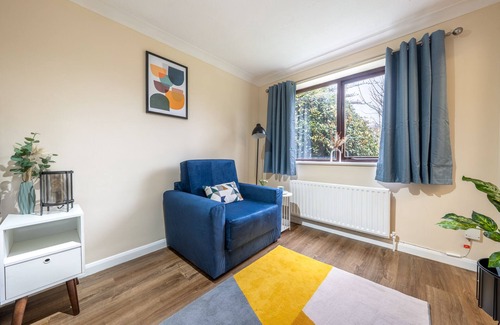 Staines Apartment | Staines Studio Apartment - Heathrow