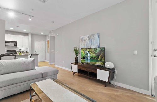 Airport Area Apartment | Stair-Free Comfort! Ground-Floor Retreat Perfect for Pet Lovers and Guest #17